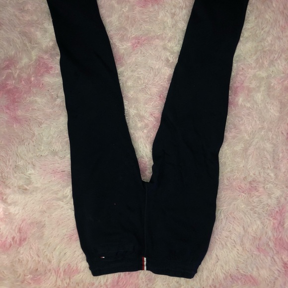 Tommy Hilfiger sweatpants - Picture 4 of 6